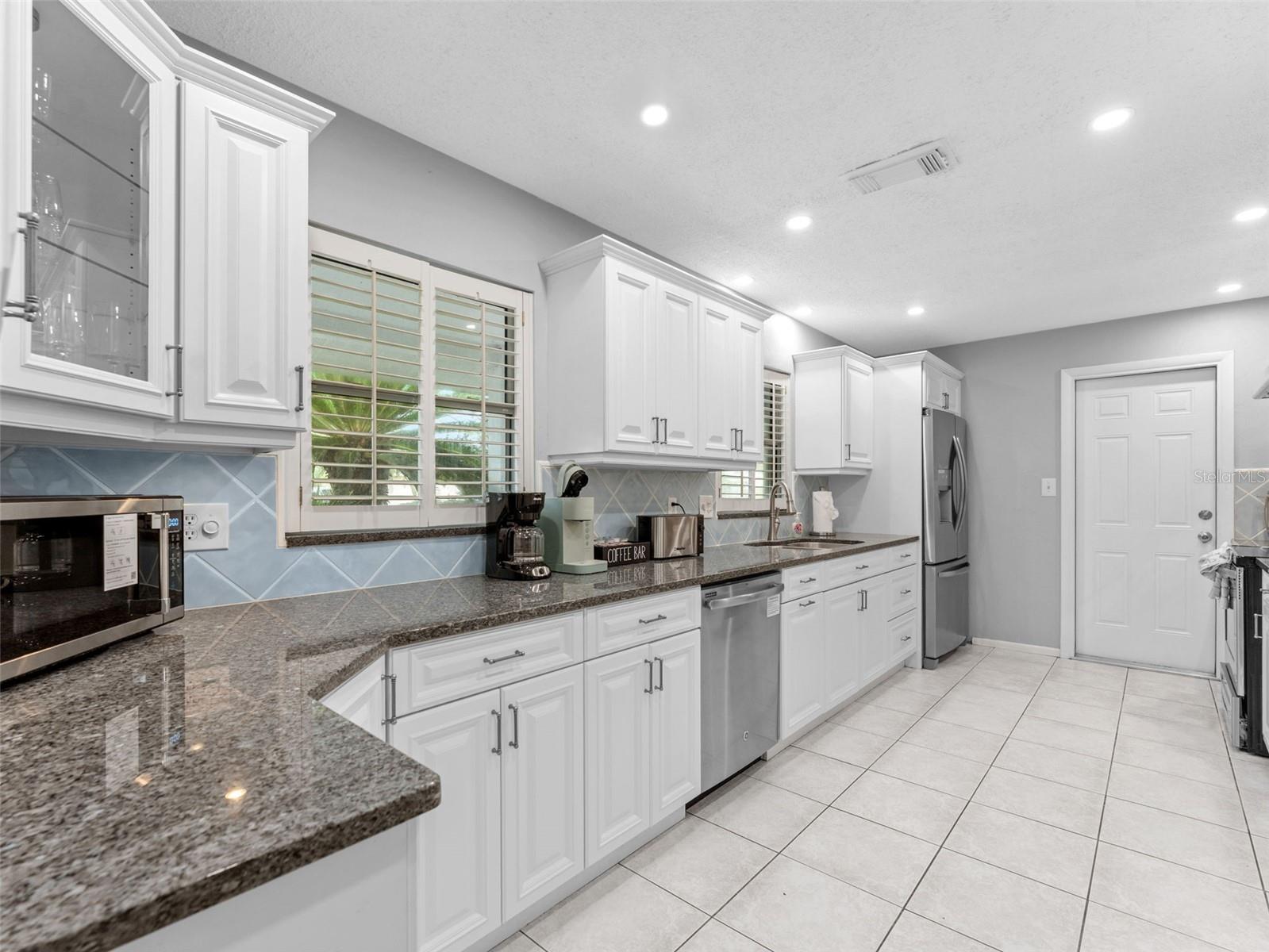 SEMINOLE HILLS - Residential