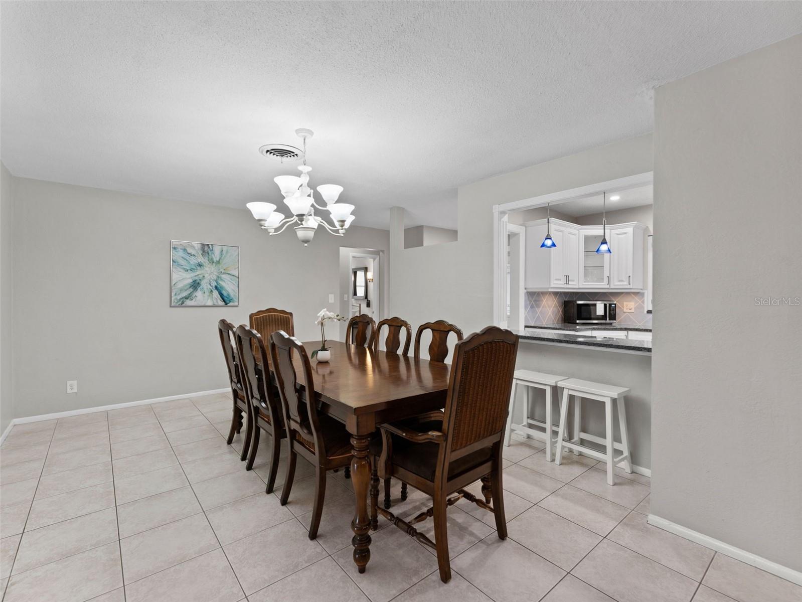 SEMINOLE HILLS - Residential