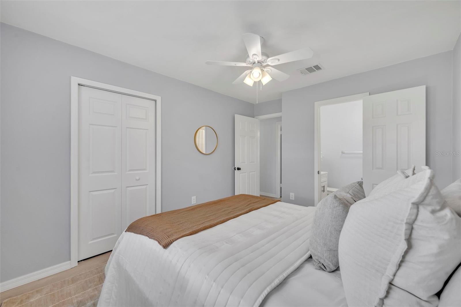 RIDGE HIGH 1ST ADD - Residential Lease