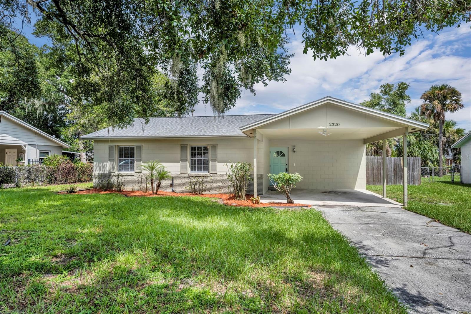 RIDGE HIGH 1ST ADD - Residential Lease