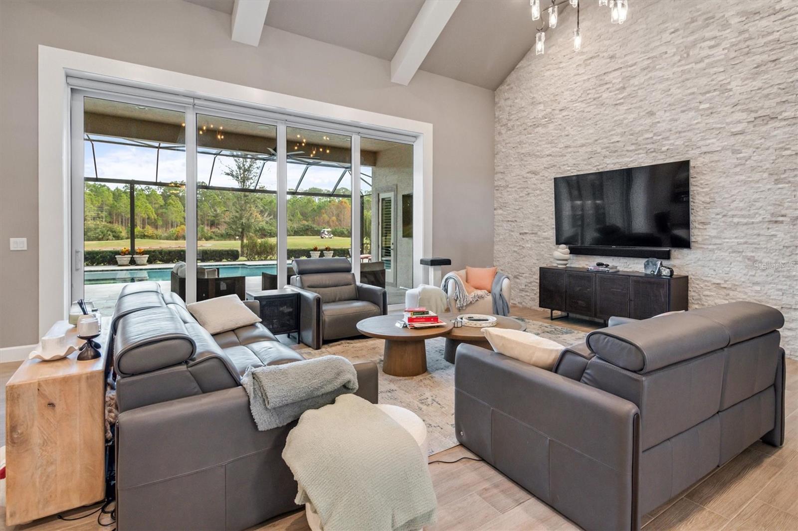 PLANTATION BAY SEC 1D-V UN 4 - Residential