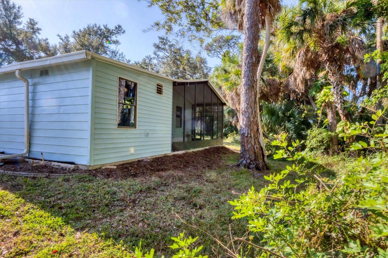 TANGERINE WOODS - Residential