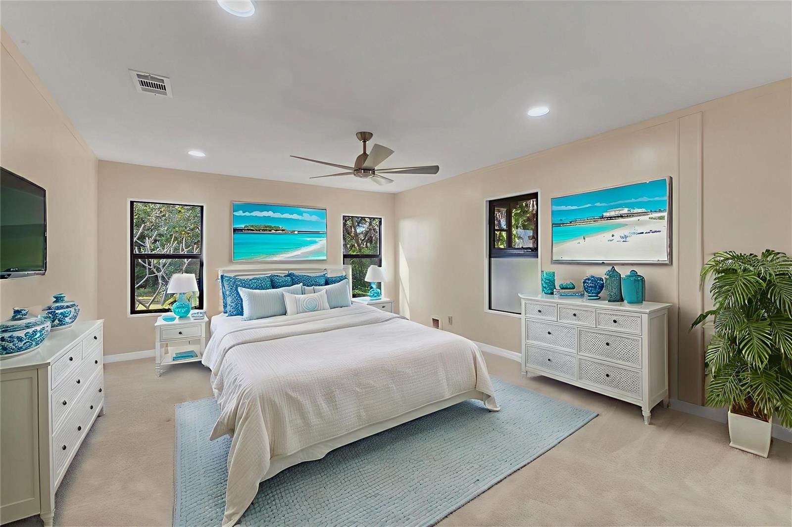 TANGERINE WOODS - Residential