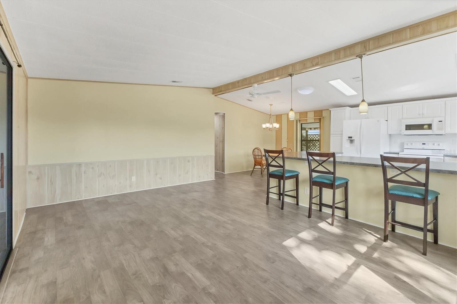 TANGERINE WOODS - Residential