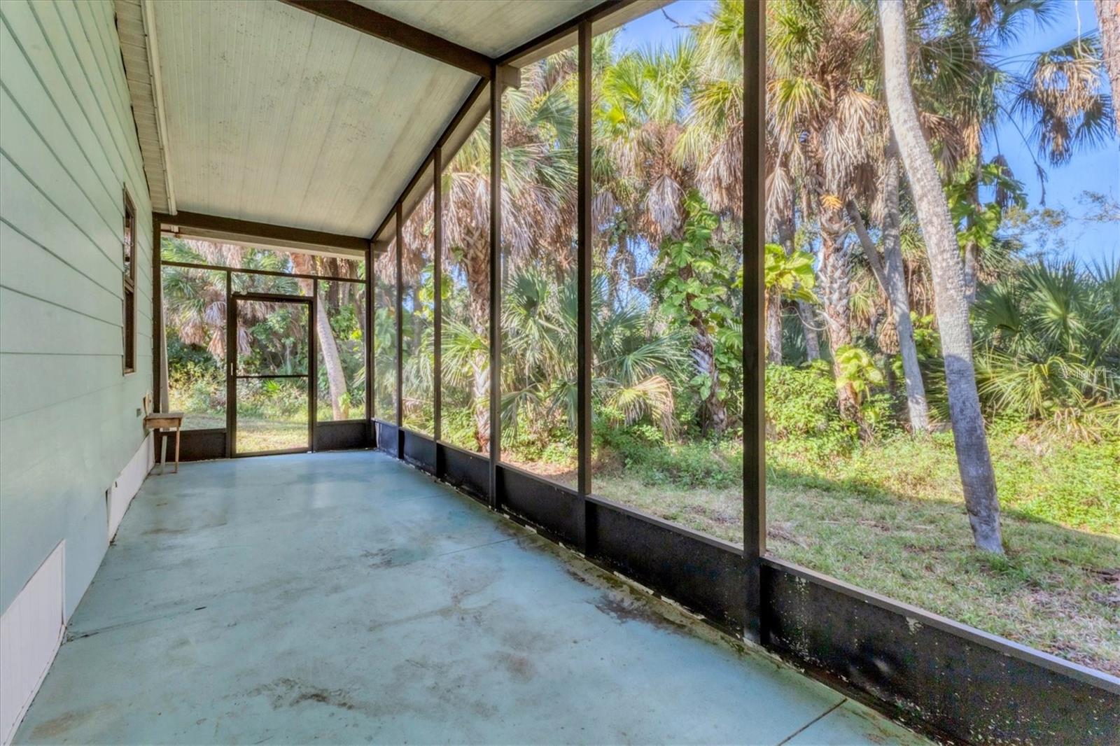 TANGERINE WOODS - Residential