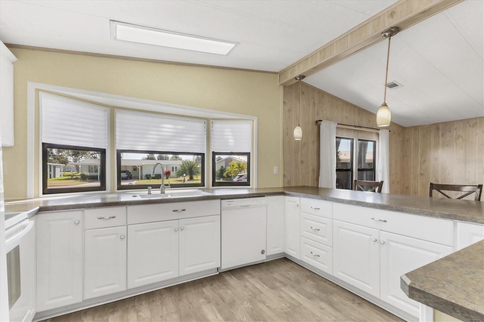 TANGERINE WOODS - Residential