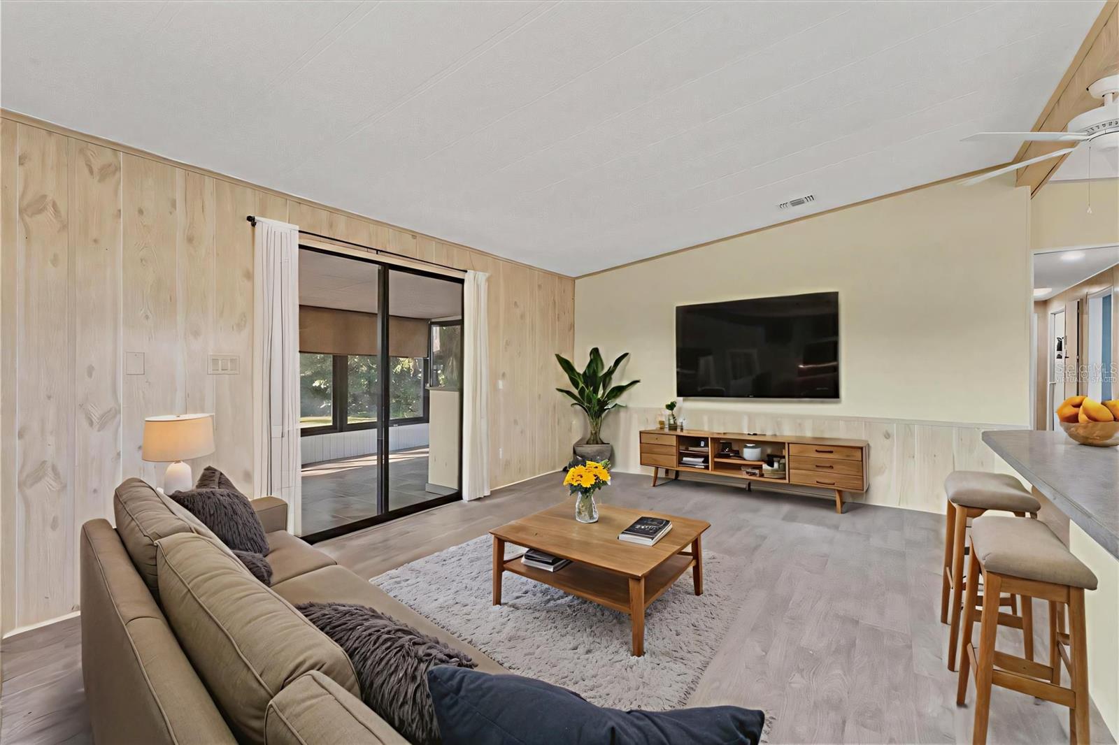 TANGERINE WOODS - Residential