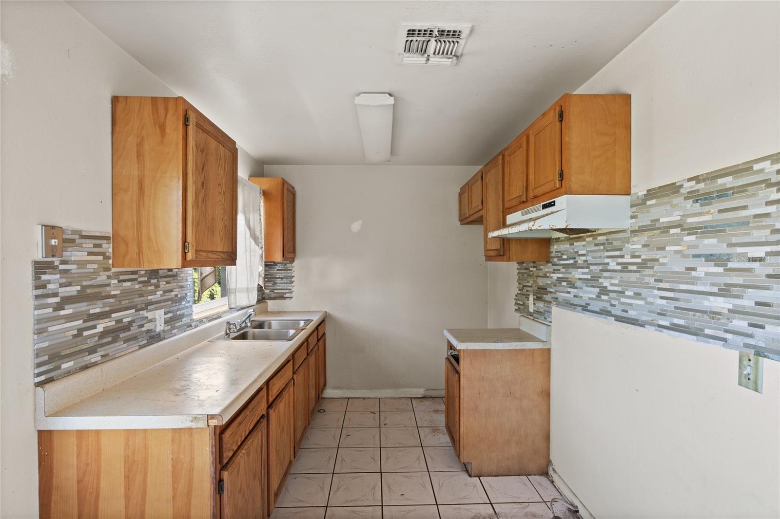 MALIBU GROVES NINTH ADD - Residential