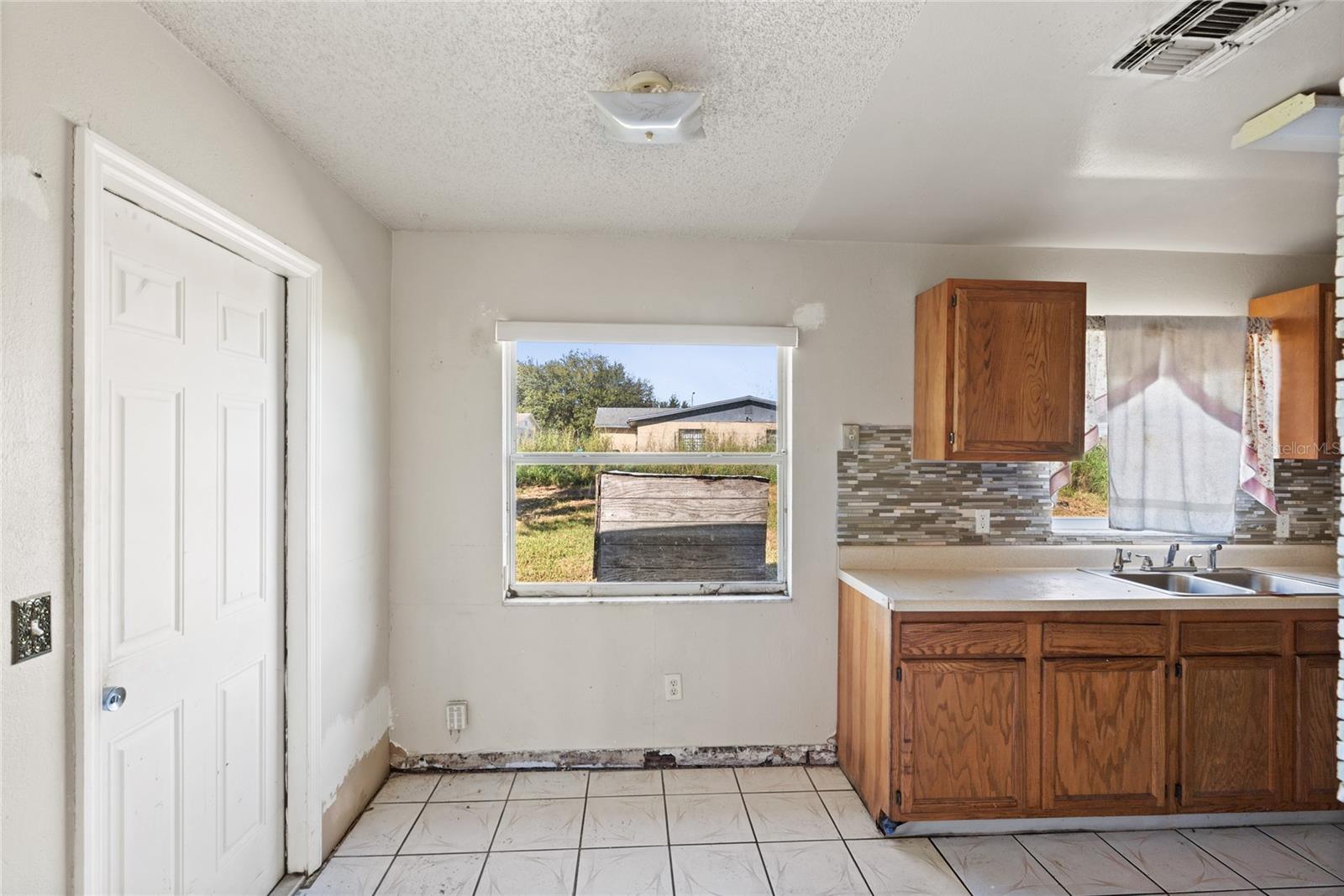 MALIBU GROVES NINTH ADD - Residential