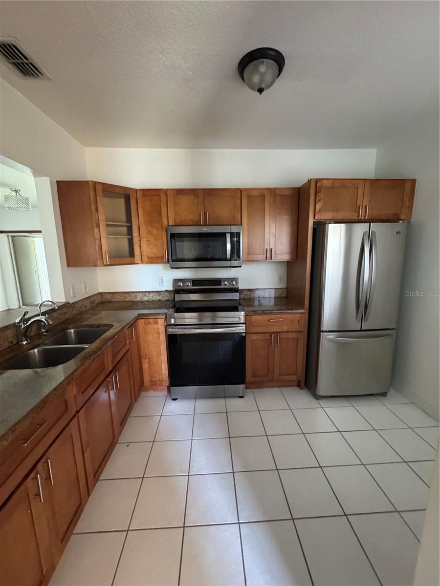 VILLA DEL SOL AT MEADOW WOODS CONDO N-5 - Residential