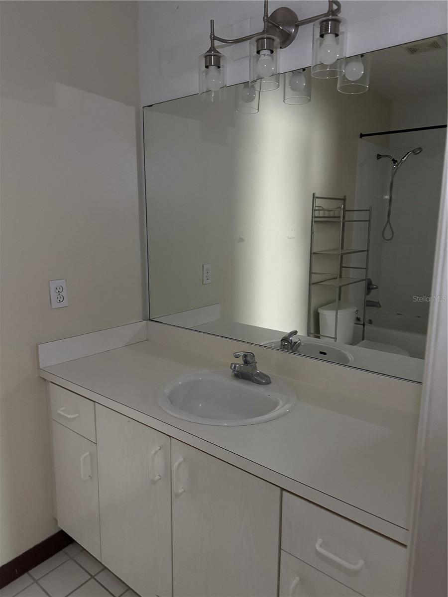 VILLA DEL SOL AT MEADOW WOODS CONDO N-5 - Residential