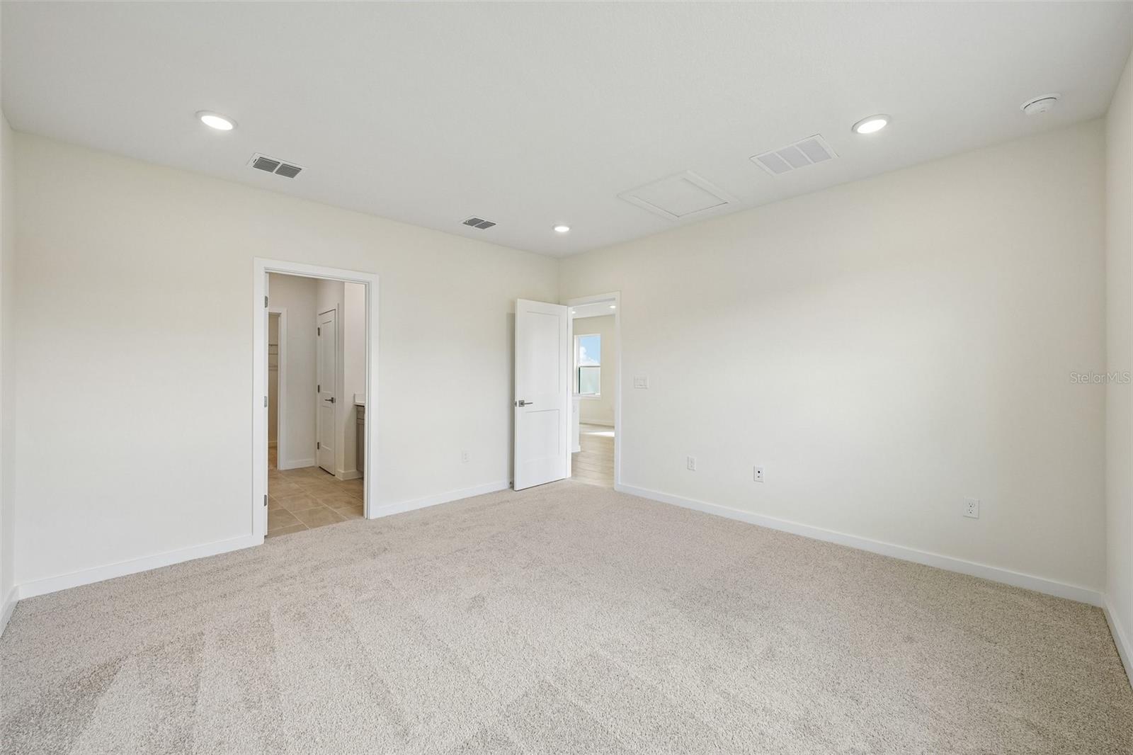 GRASSLANDS WEST - Residential