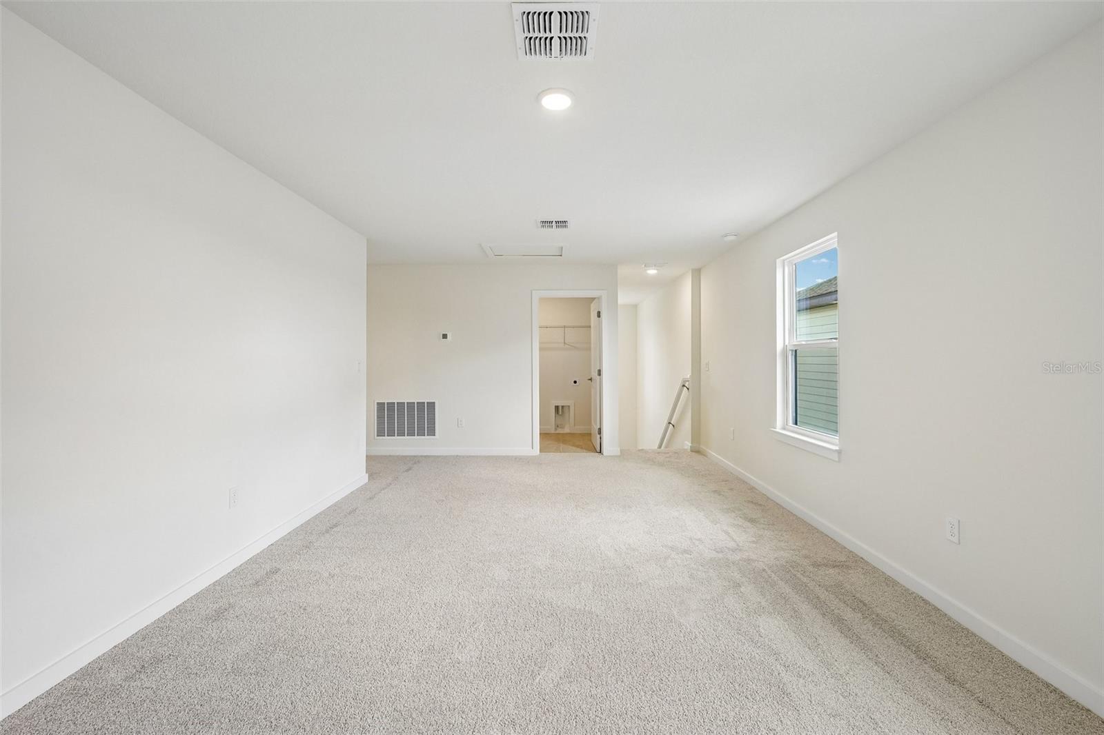 GRASSLANDS WEST - Residential