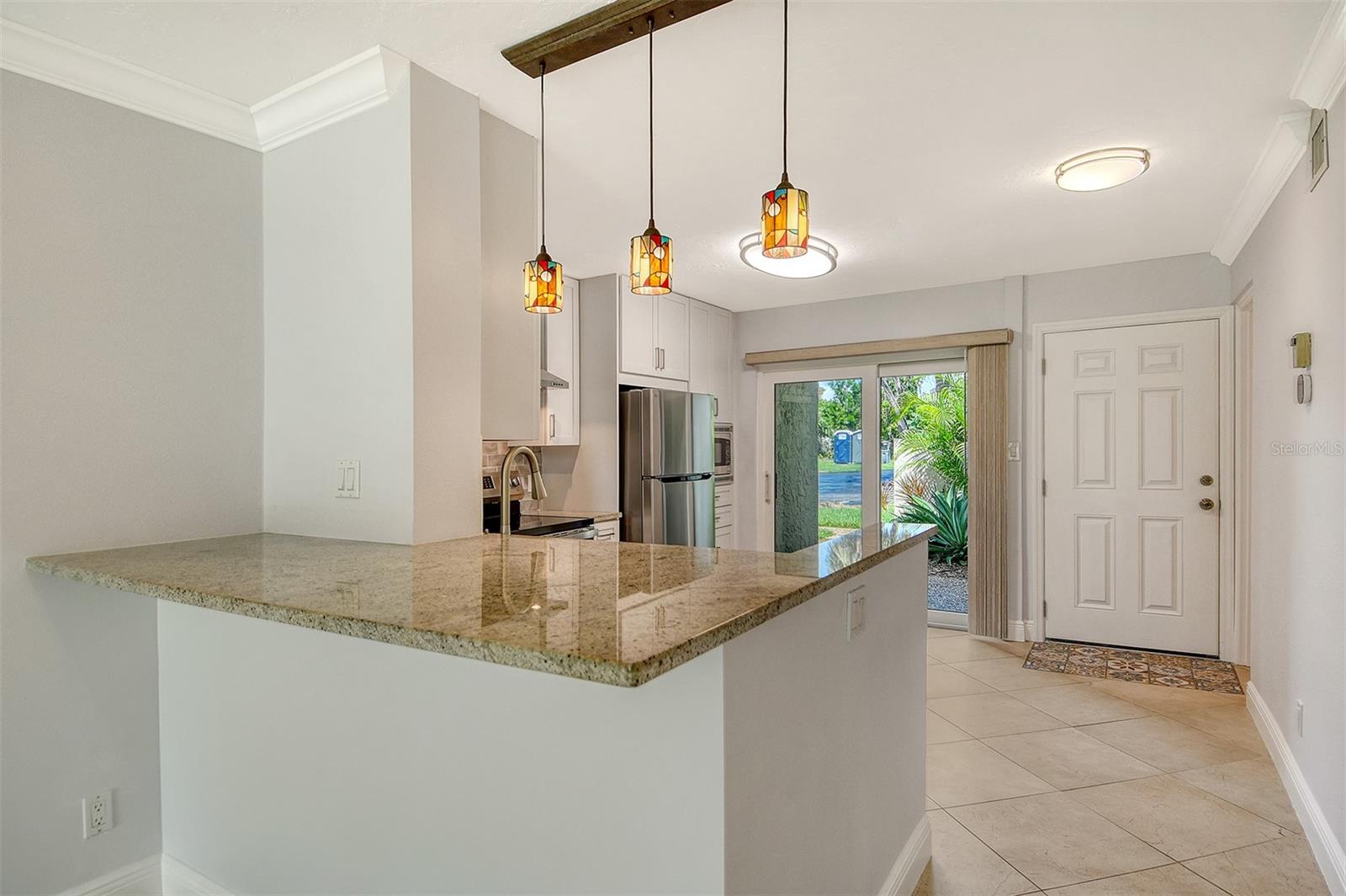 THE BANYAN BAY CLUB - Residential
