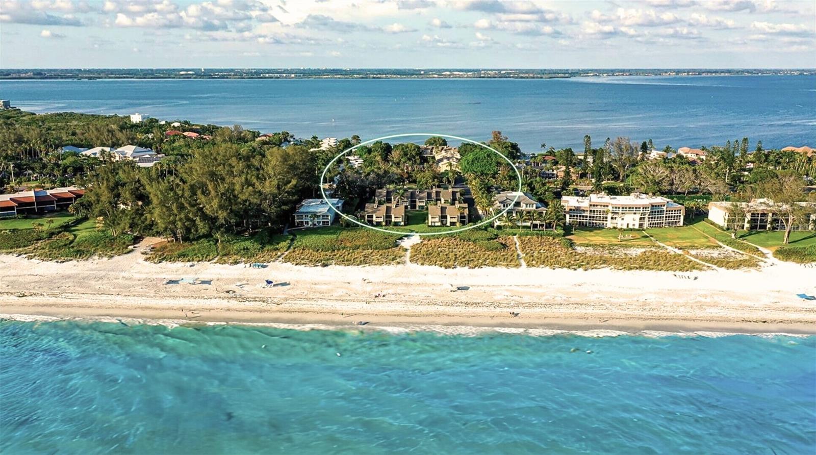 THE BANYAN BAY CLUB - Residential