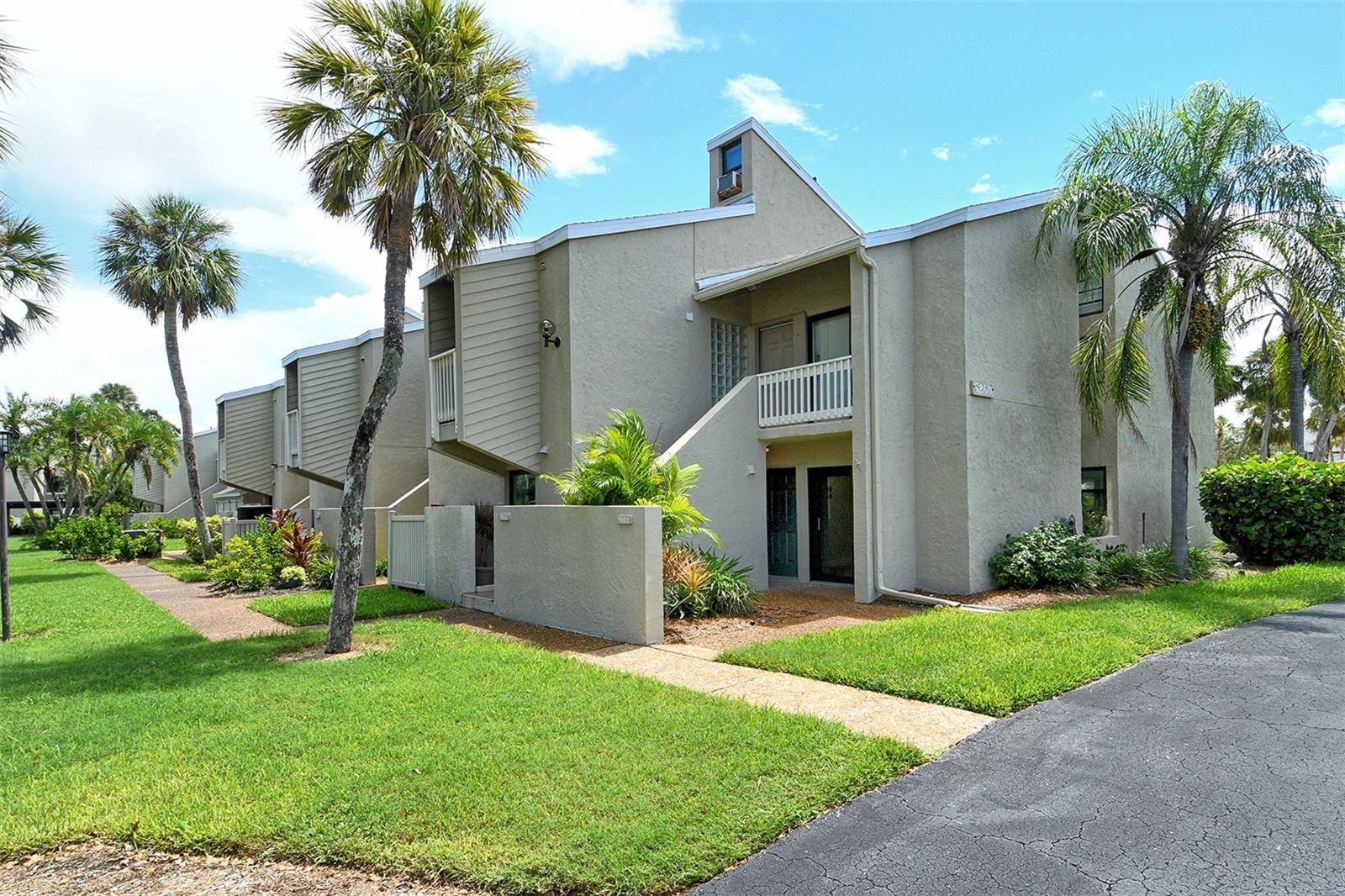 5260 GULF OF MEXICO DRIVE 401