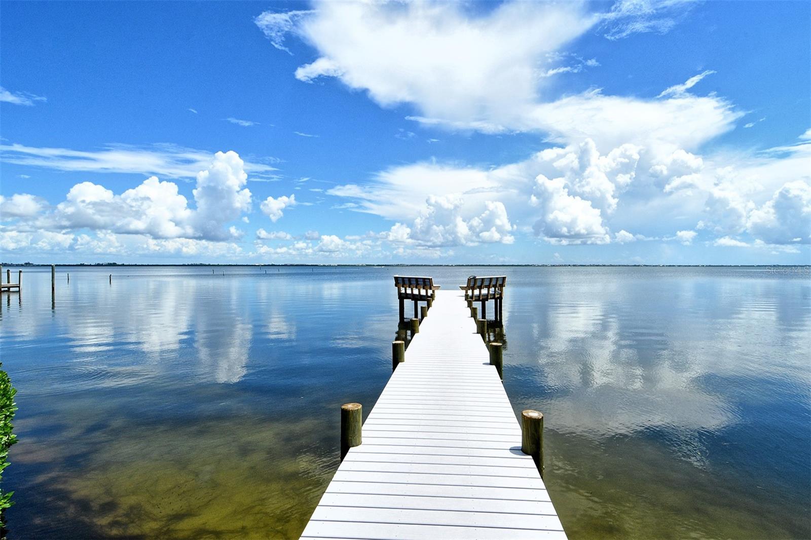 THE BANYAN BAY CLUB - Residential