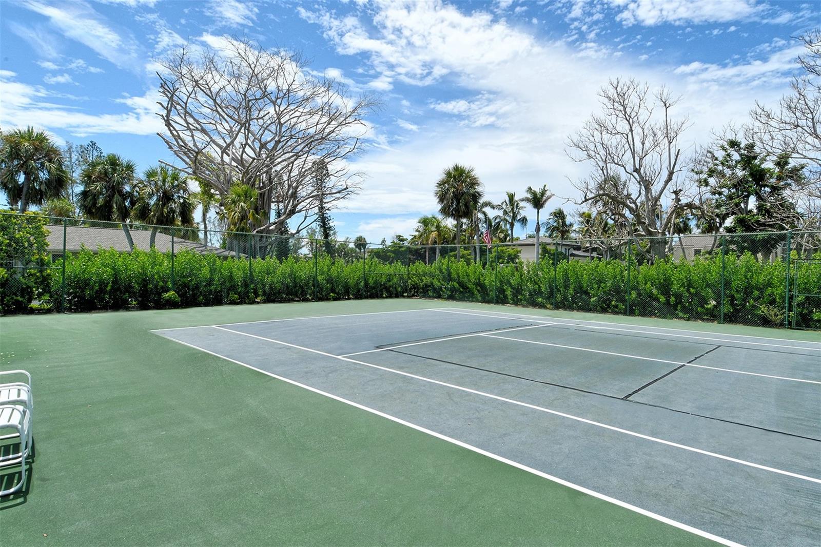 THE BANYAN BAY CLUB - Residential