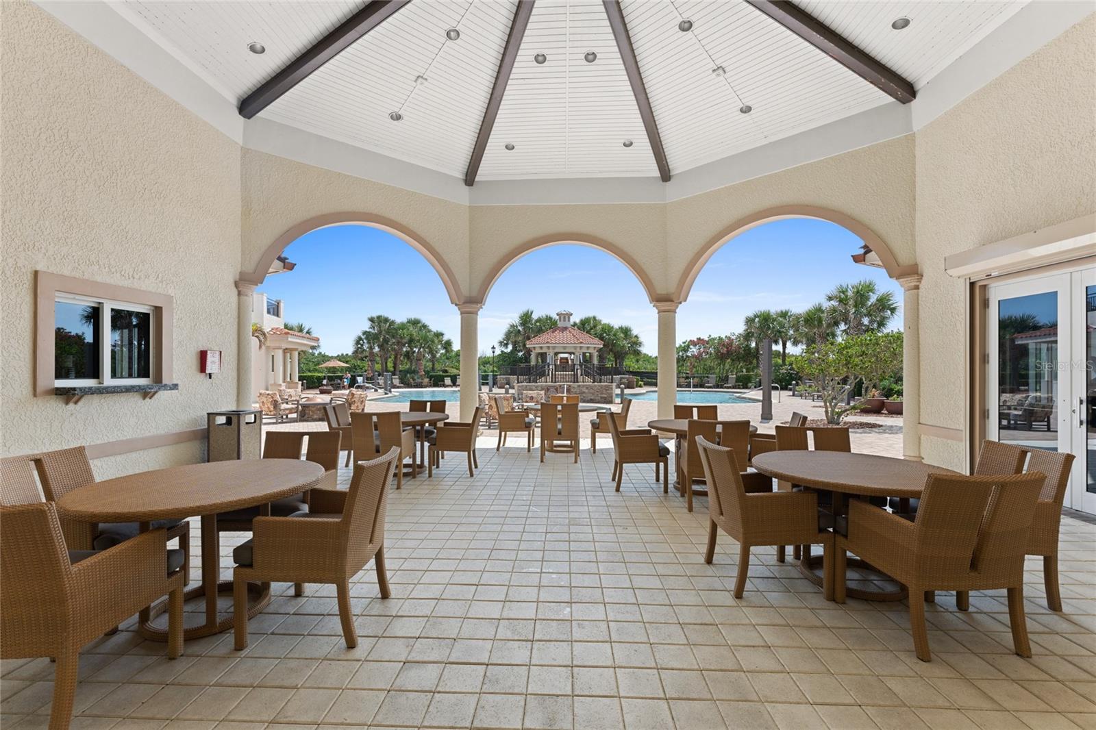 HAMMOCK DUNES - Residential