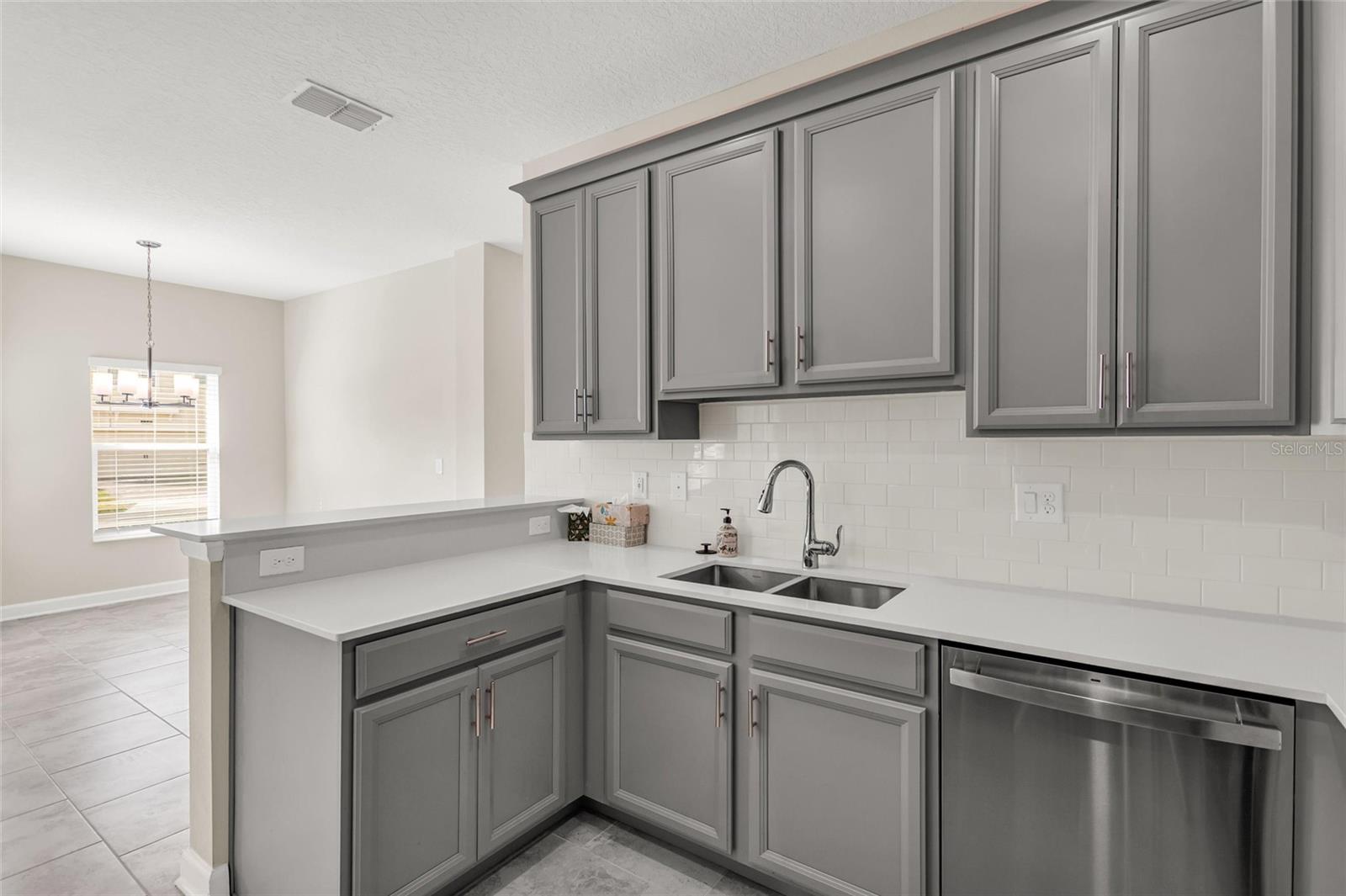 STONEYBROOK SOUTH NORTH PRCL PH 2 - Residential Lease