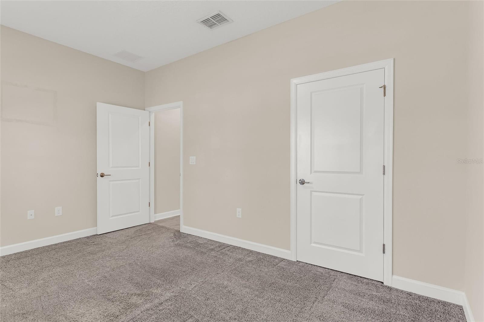 STONEYBROOK SOUTH NORTH PRCL PH 2 - Residential Lease