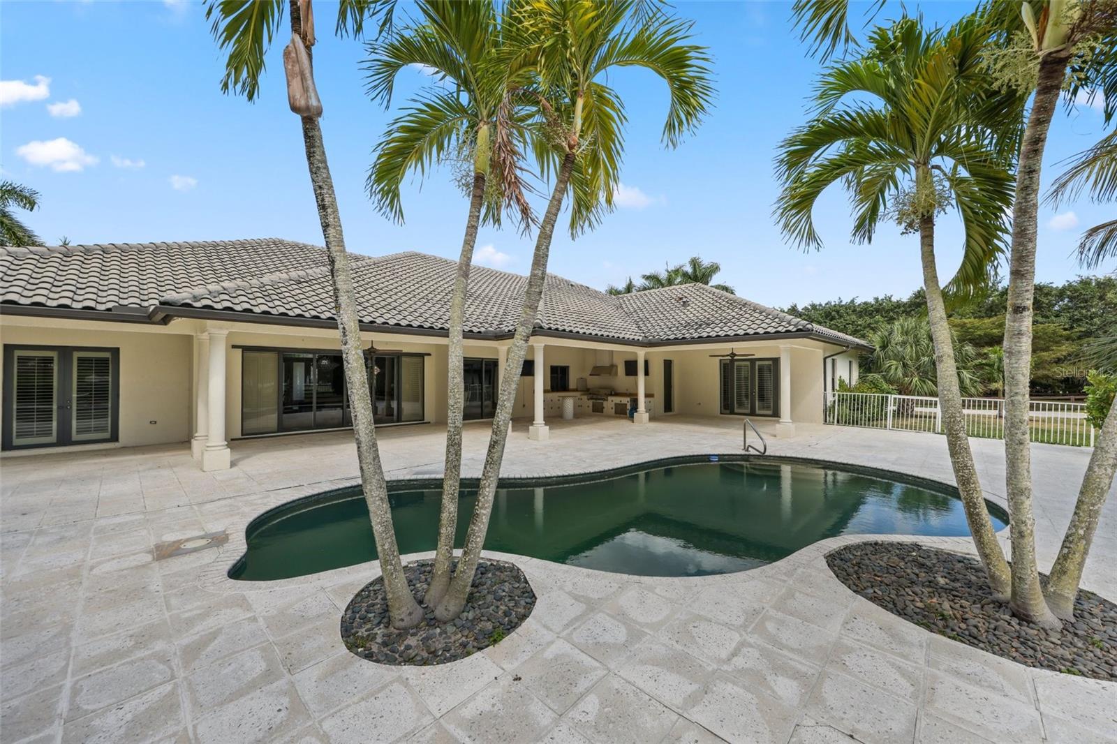 TIERRA DEL REY SOUTH - Residential Lease