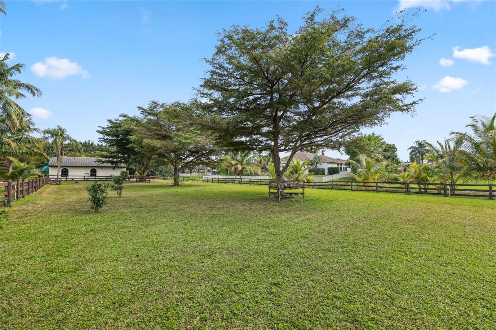 TIERRA DEL REY SOUTH - Residential Lease