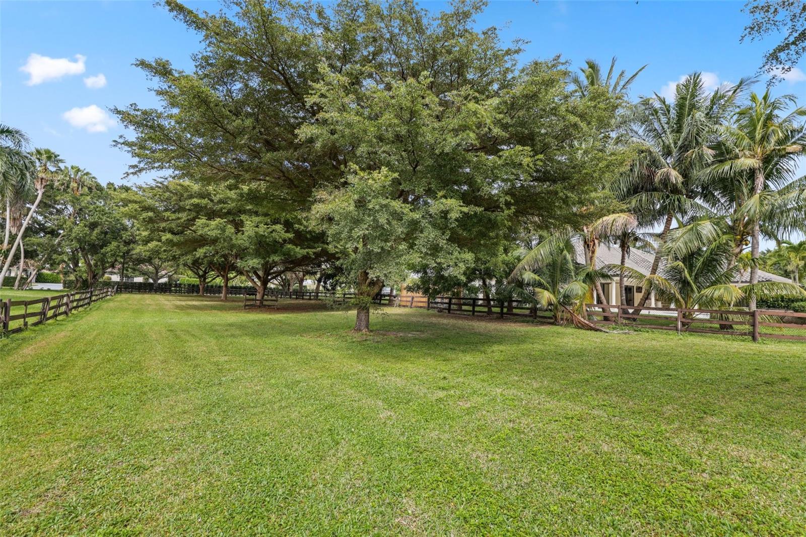 TIERRA DEL REY SOUTH - Residential Lease