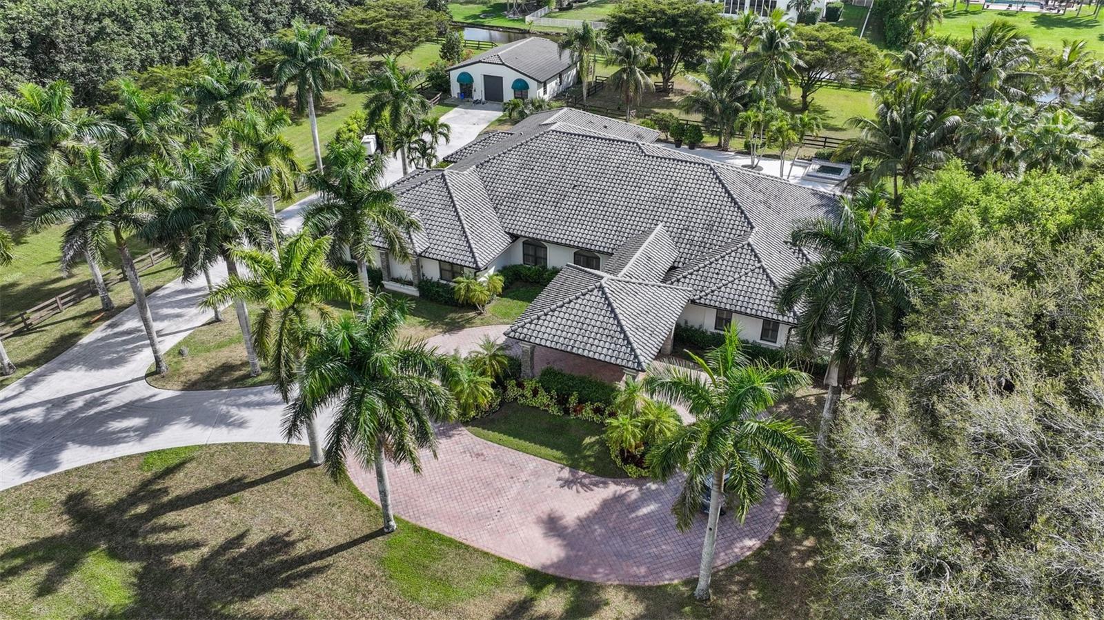 TIERRA DEL REY SOUTH - Residential Lease