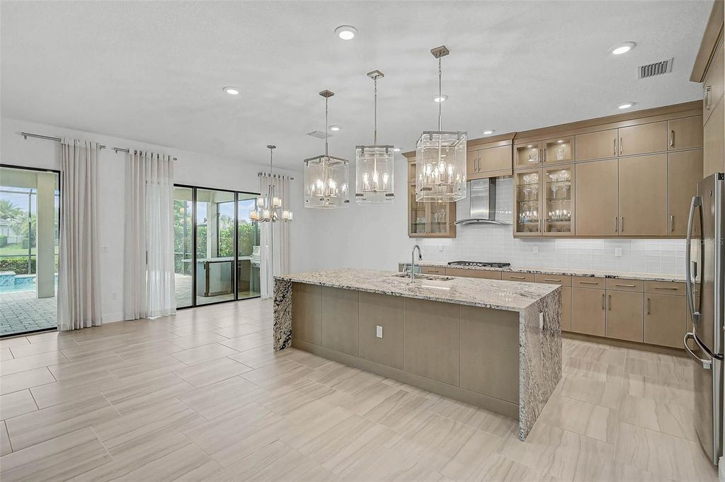 Photo of 5058 Surfside Circle, Lakewood Ranch, FL 34211 (MLS # N6140351)