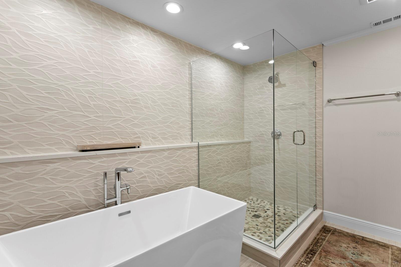 THOMPSON EAST SUB UNIT 1 - Residential