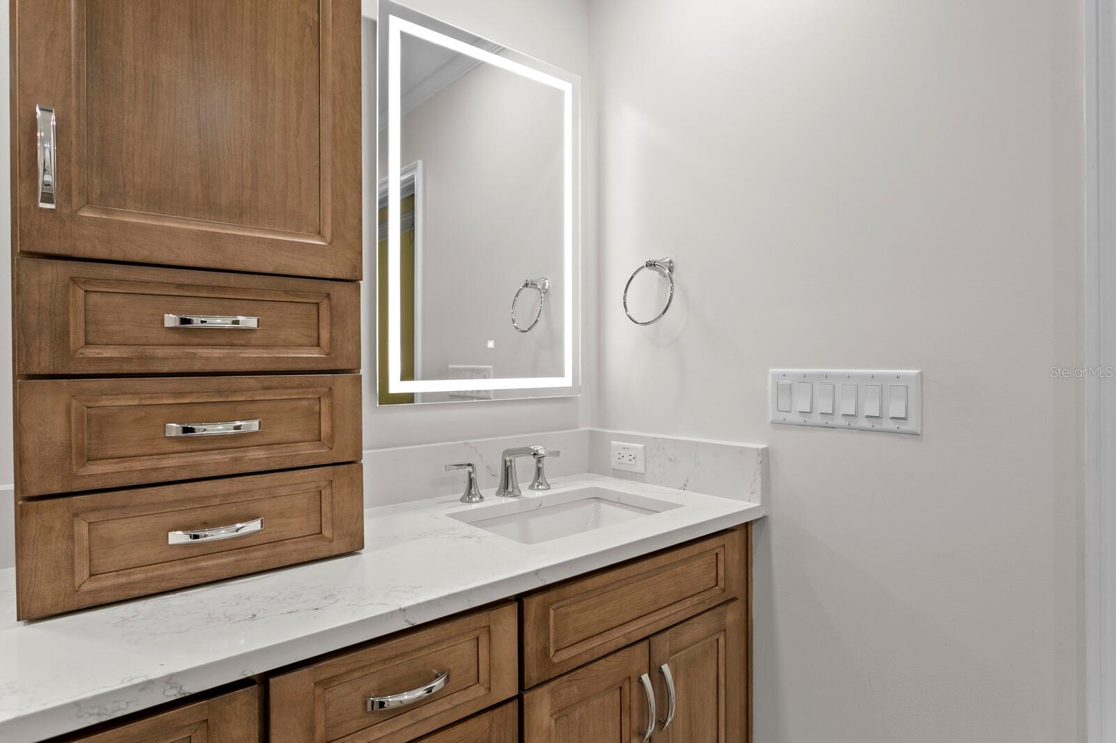 THOMPSON EAST SUB UNIT 1 - Residential