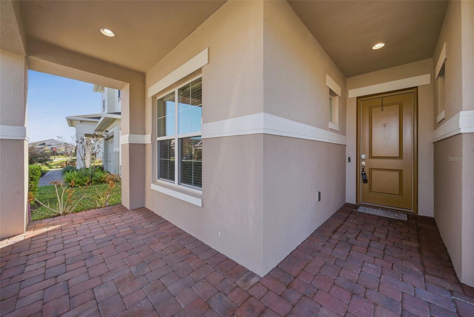 2717 GREENLANDS STREET