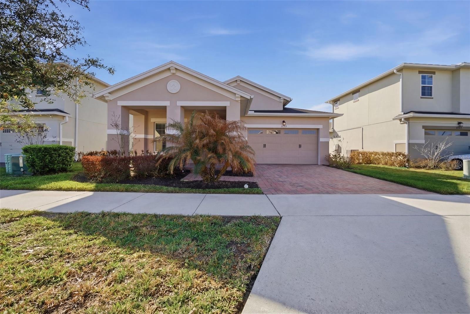 2717 GREENLANDS STREET