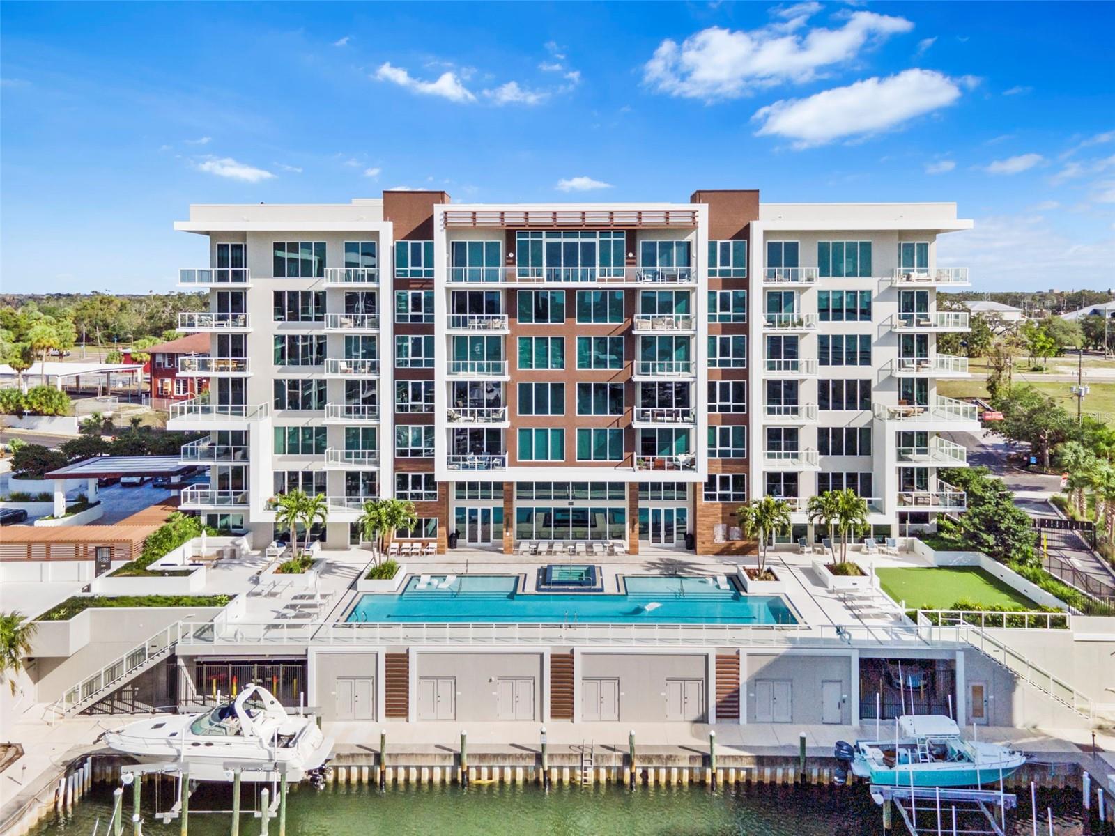 920 N OSCEOLA AVENUE 604