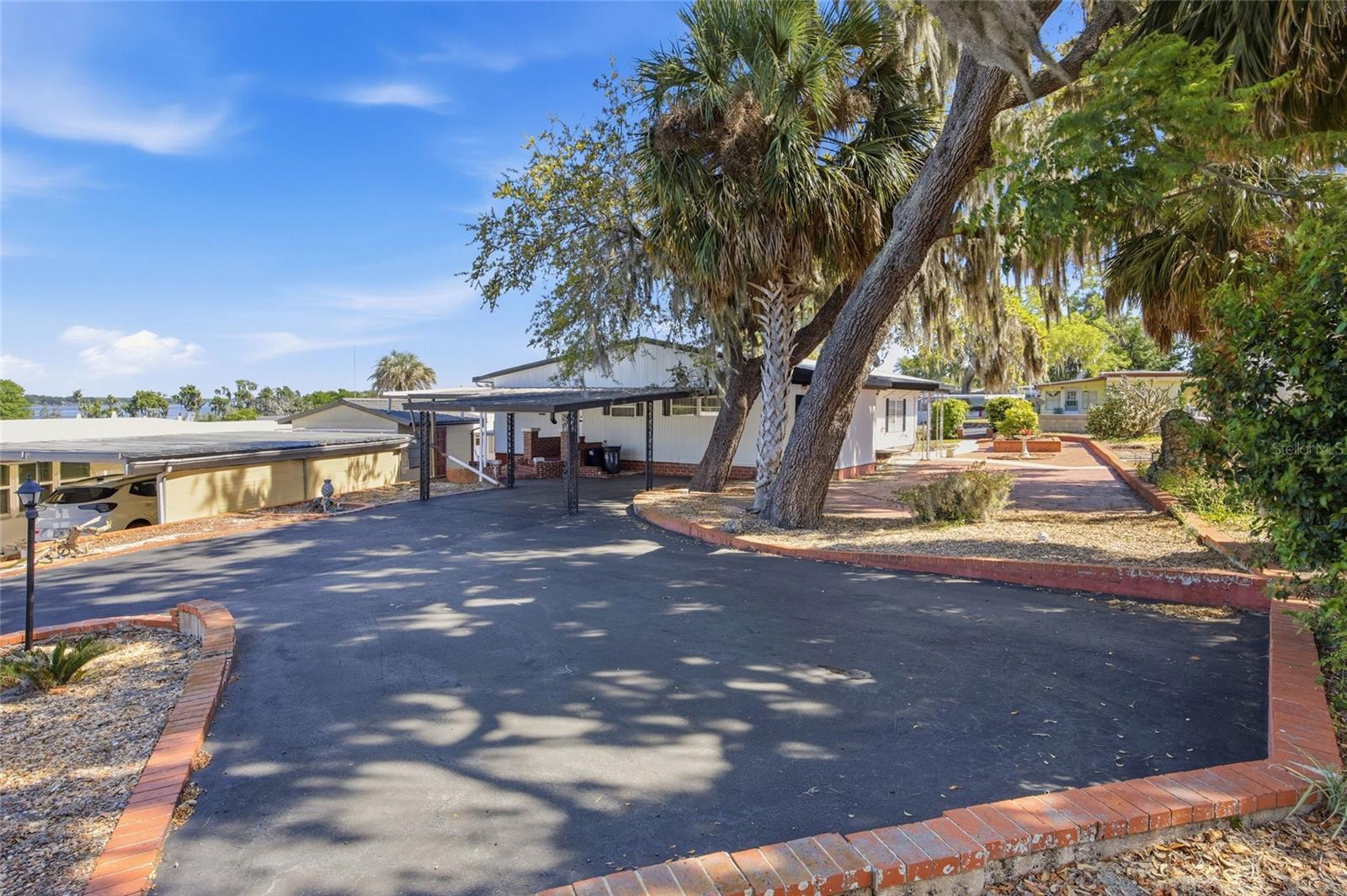 GRIFFWOOD CO-OP - Residential