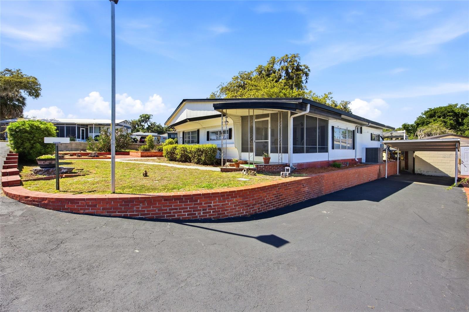 GRIFFWOOD CO-OP - Residential