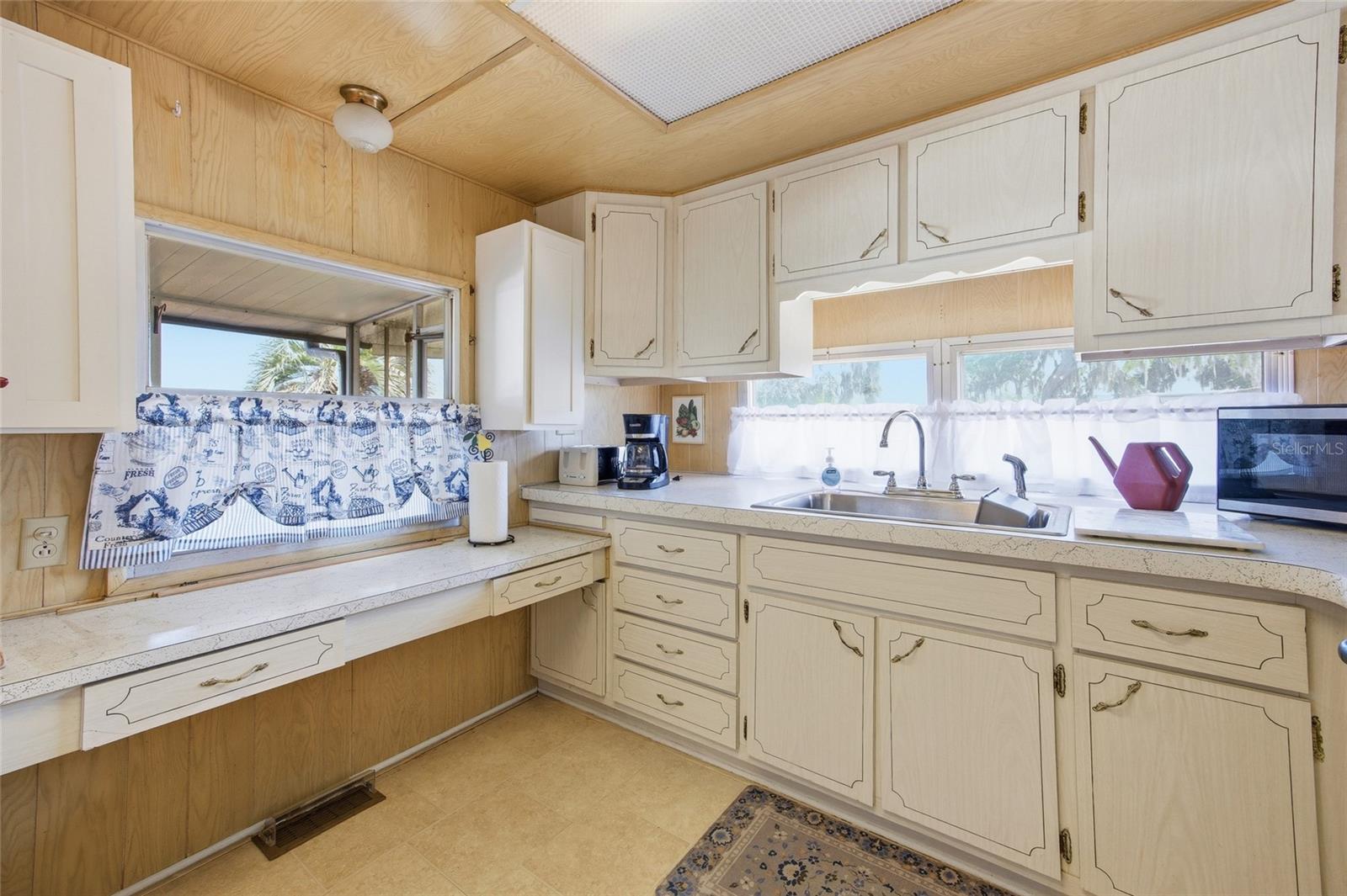 GRIFFWOOD CO-OP - Residential