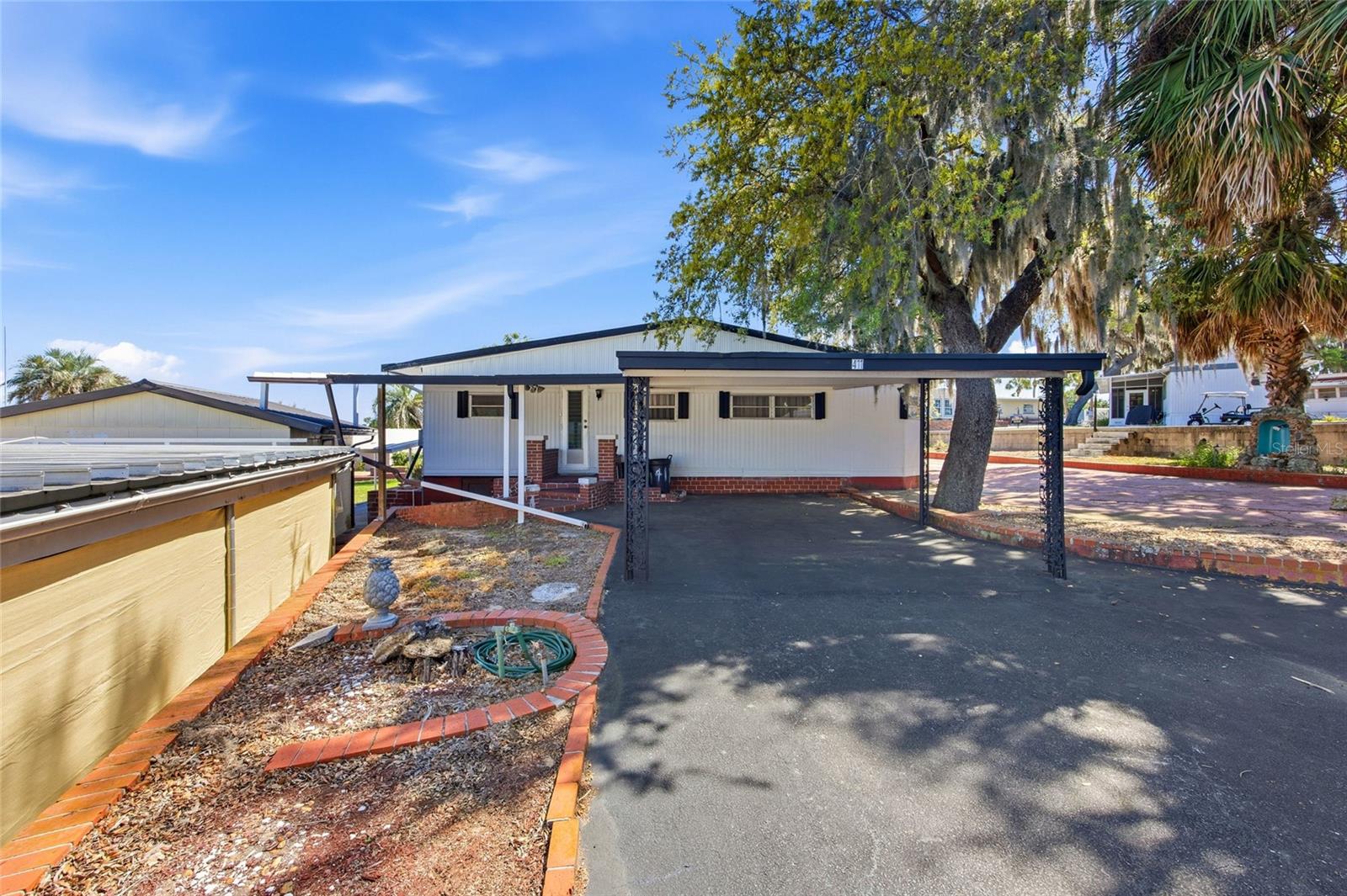 GRIFFWOOD CO-OP - Residential