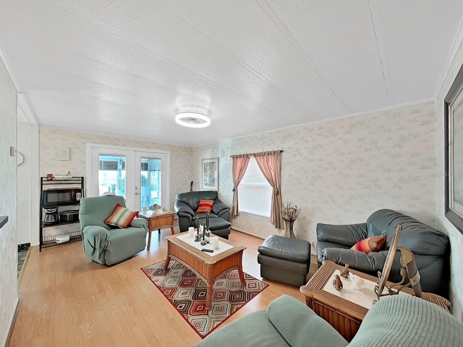 GLENWOOD ESTATES INC CONCO - Residential