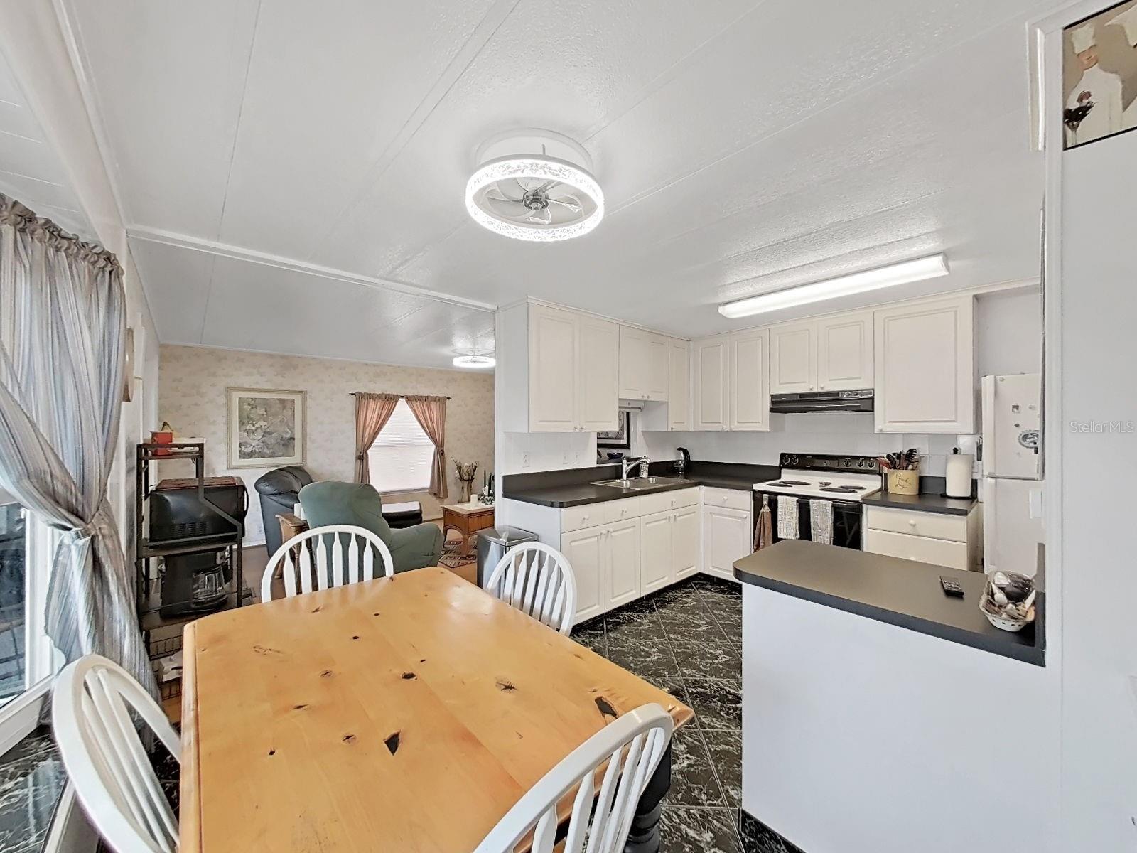 GLENWOOD ESTATES INC CONCO - Residential