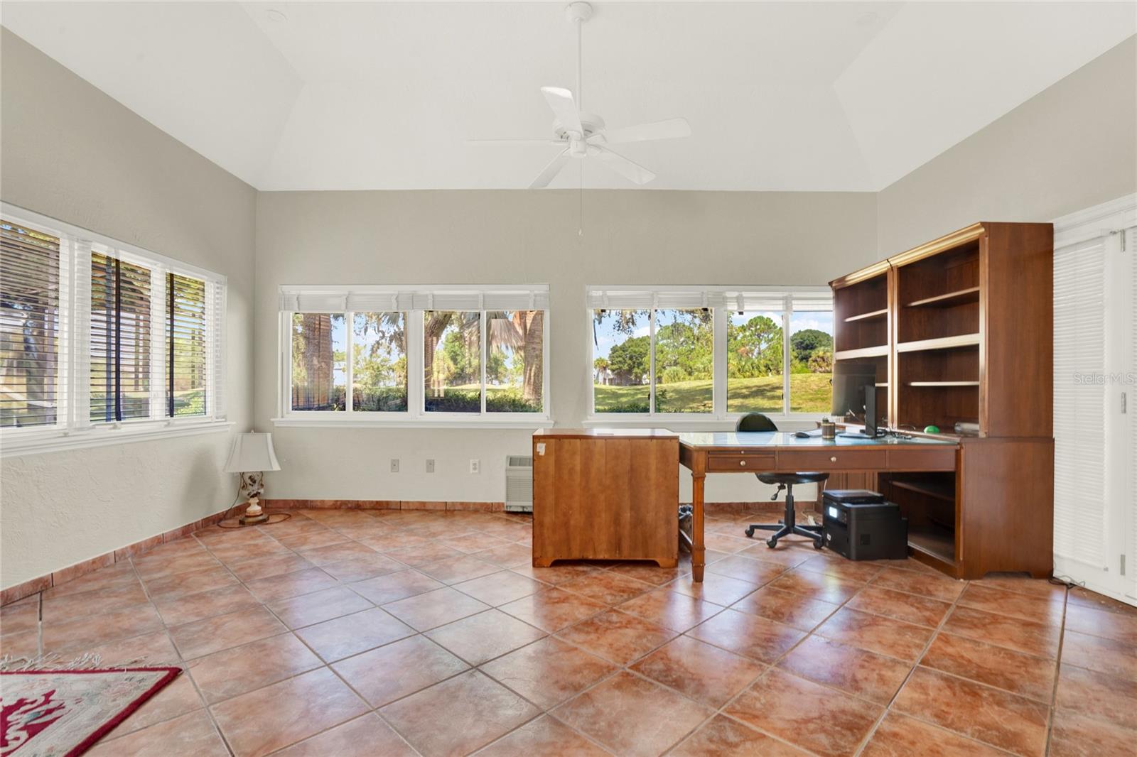 STRATTON HILL - Residential