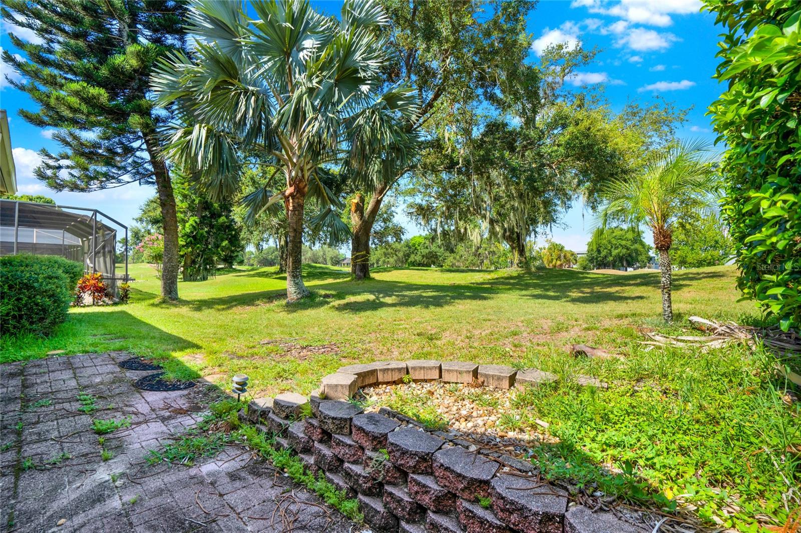 STRATTON HILL - Residential