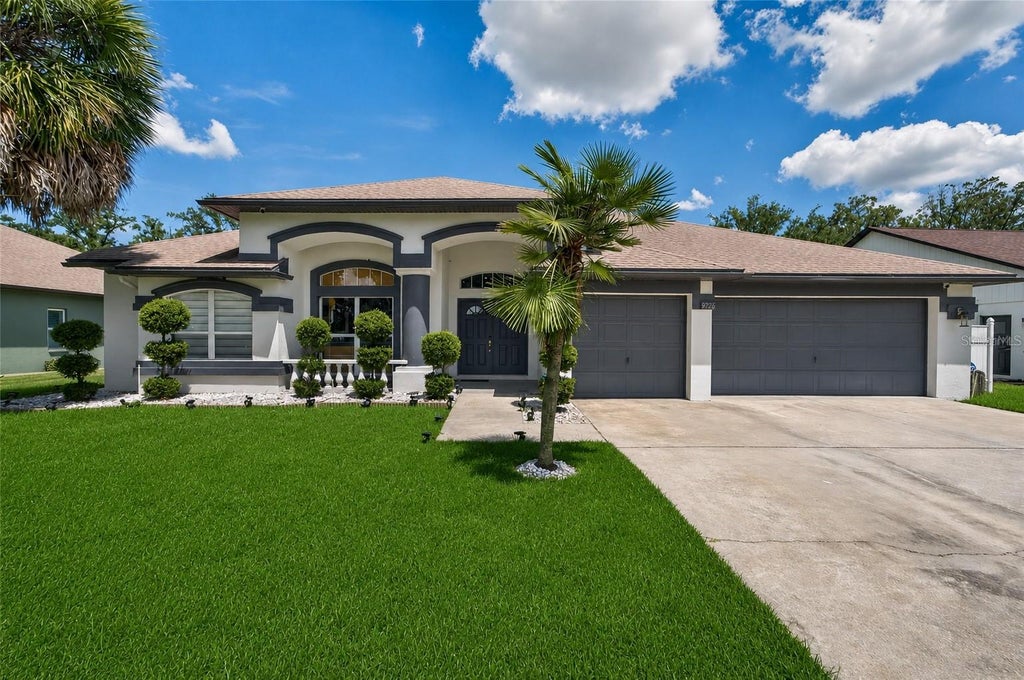 Photo of 3926 Northridge Drive, Valrico, FL 33596 (MLS # TB8543720)