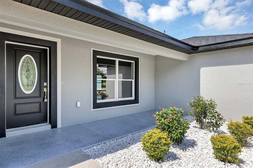Photo of 10415 SW 140th Avenue, Dunnellon, FL 34432 (MLS # OM727778)