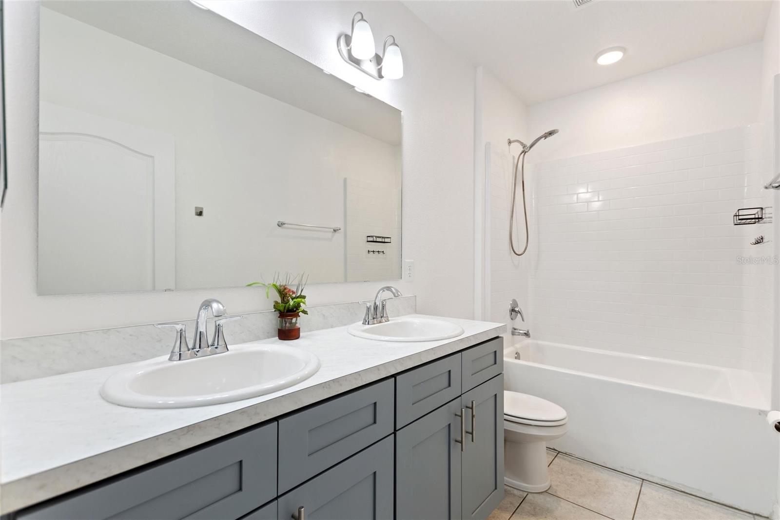 INDIAN LAKE ESTATES - Residential