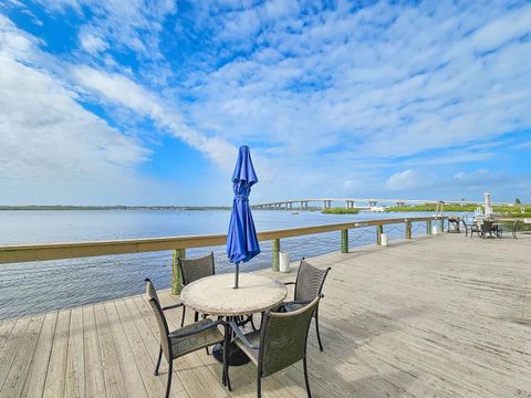 A home in PORT ORANGE