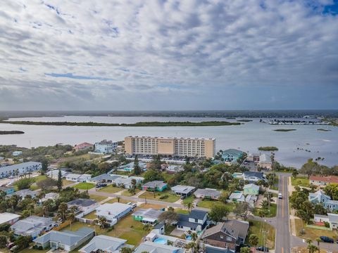 A home in PORT ORANGE