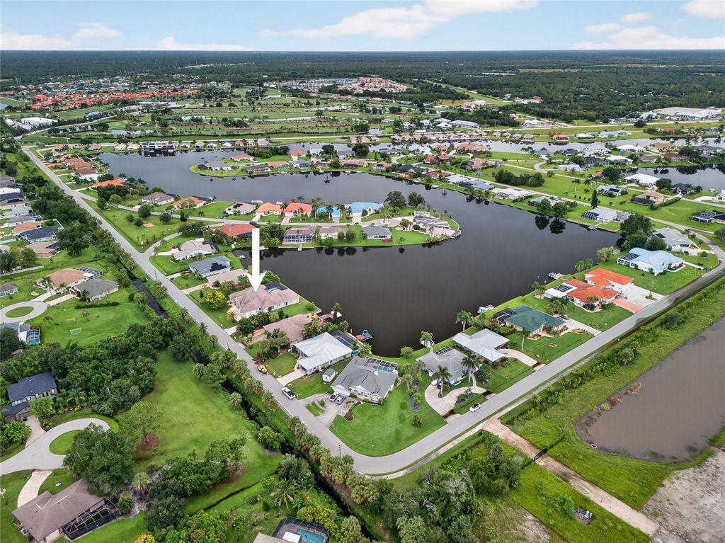 Photo of 11600 SW Courtly Manor Drive, Lake Suzy, FL 34269 (MLS # C7513989)