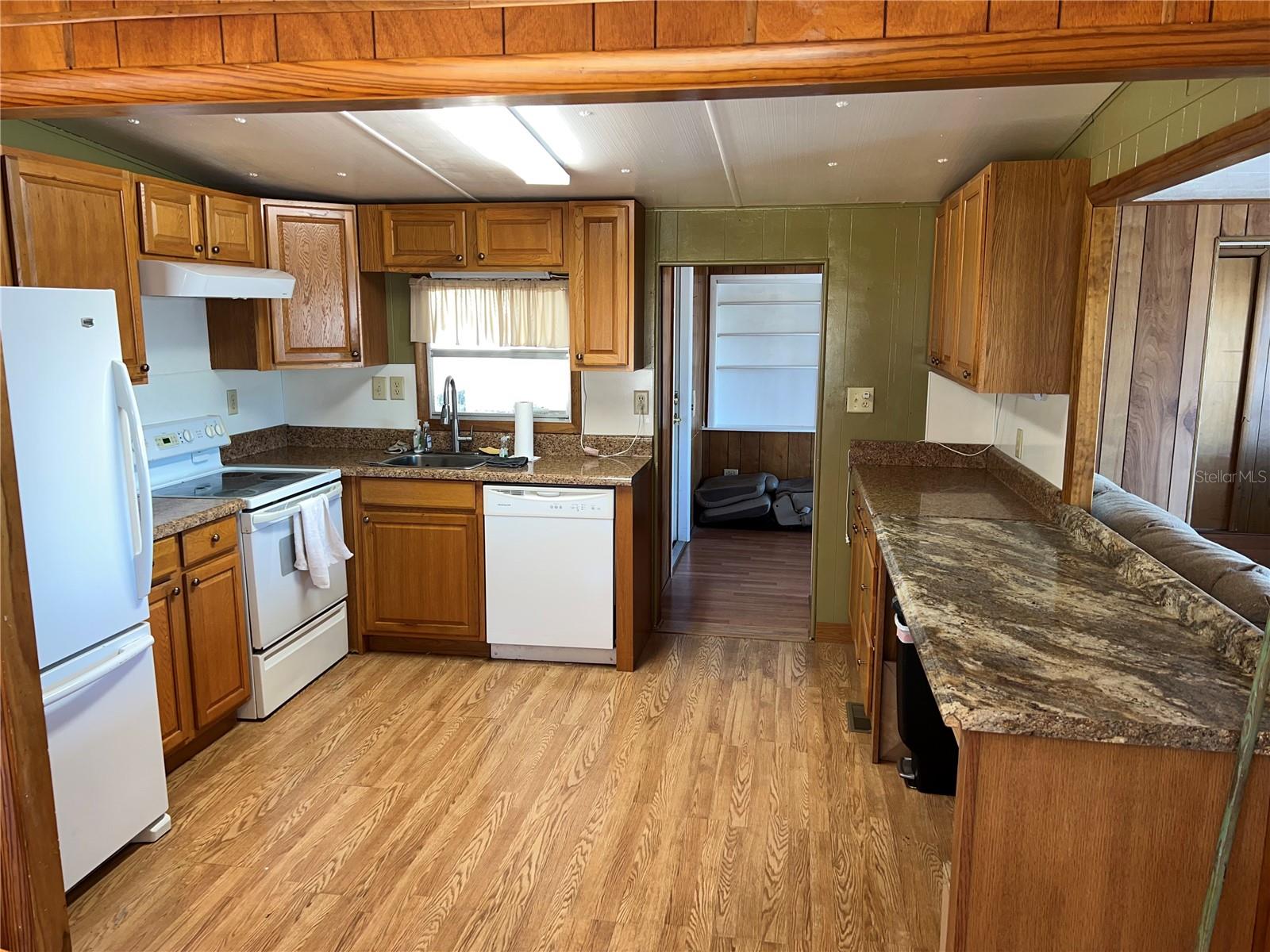 MOBEL AMERICANA MOBILE HOME PARK UNREC - Residential